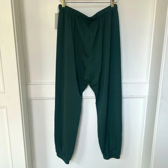 Splits59 Andie Drawstring Sweatpants Military Green New with tags size medium - Picture 8 of 9